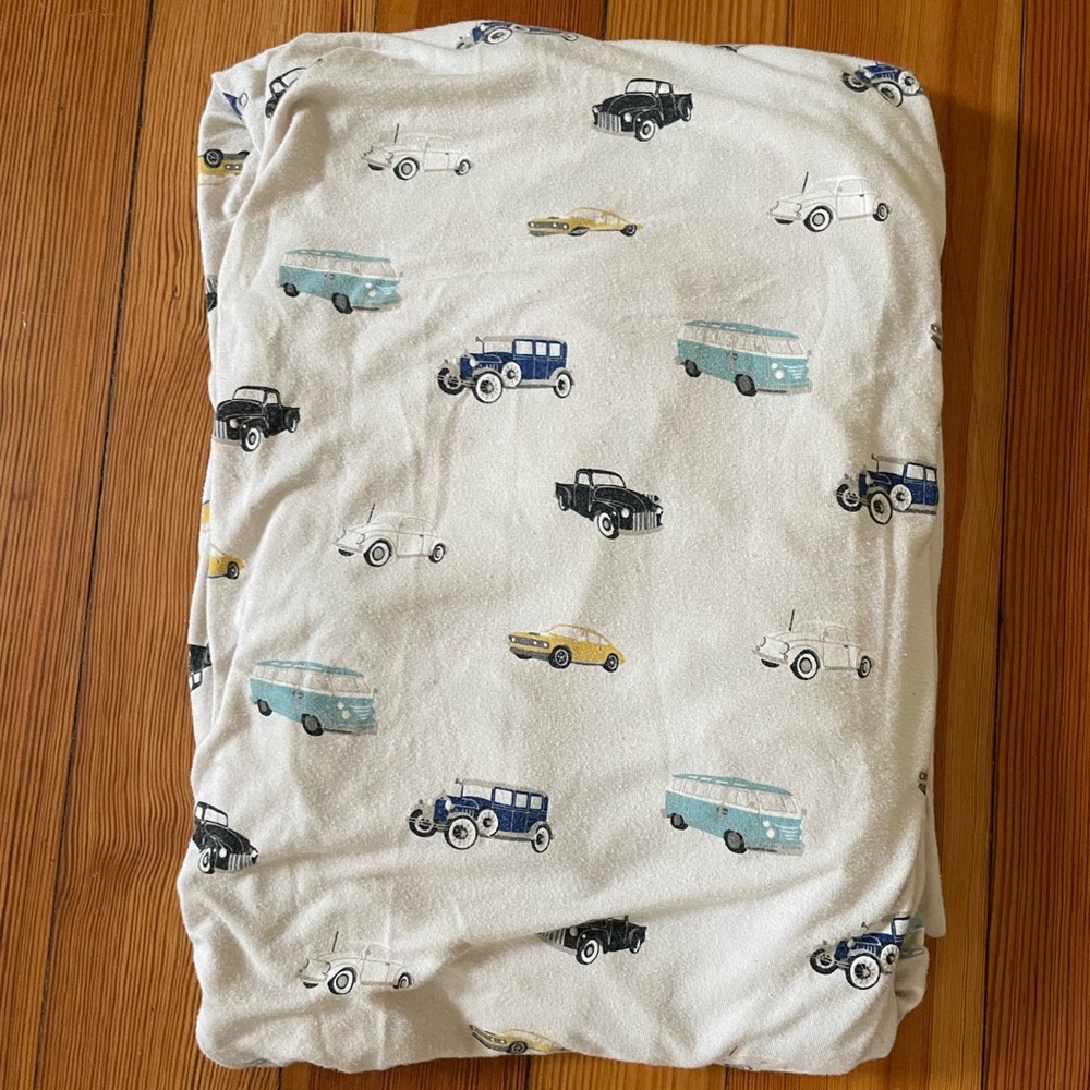 Kyte Baby Vintage Cars Print Crib Sheet